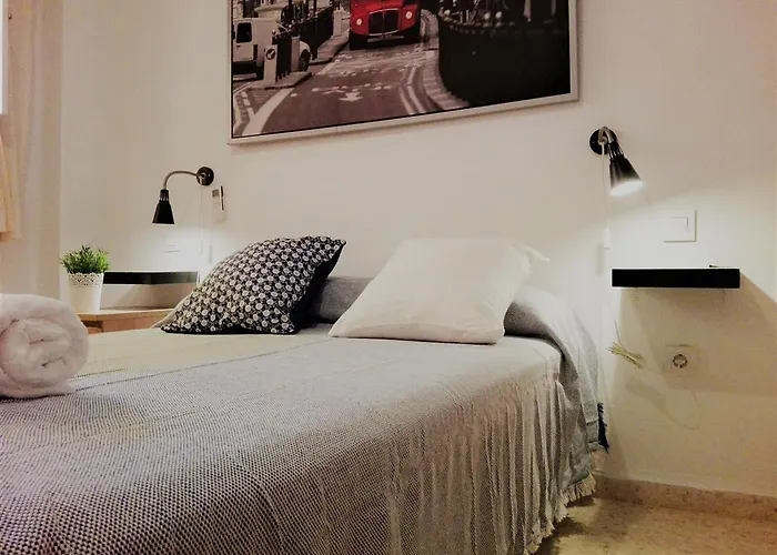 Duplex En Corral De Vecinos San Bernardo Sevilla